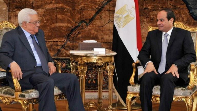 الرئيس السيسي ونظيره الفلسطيني