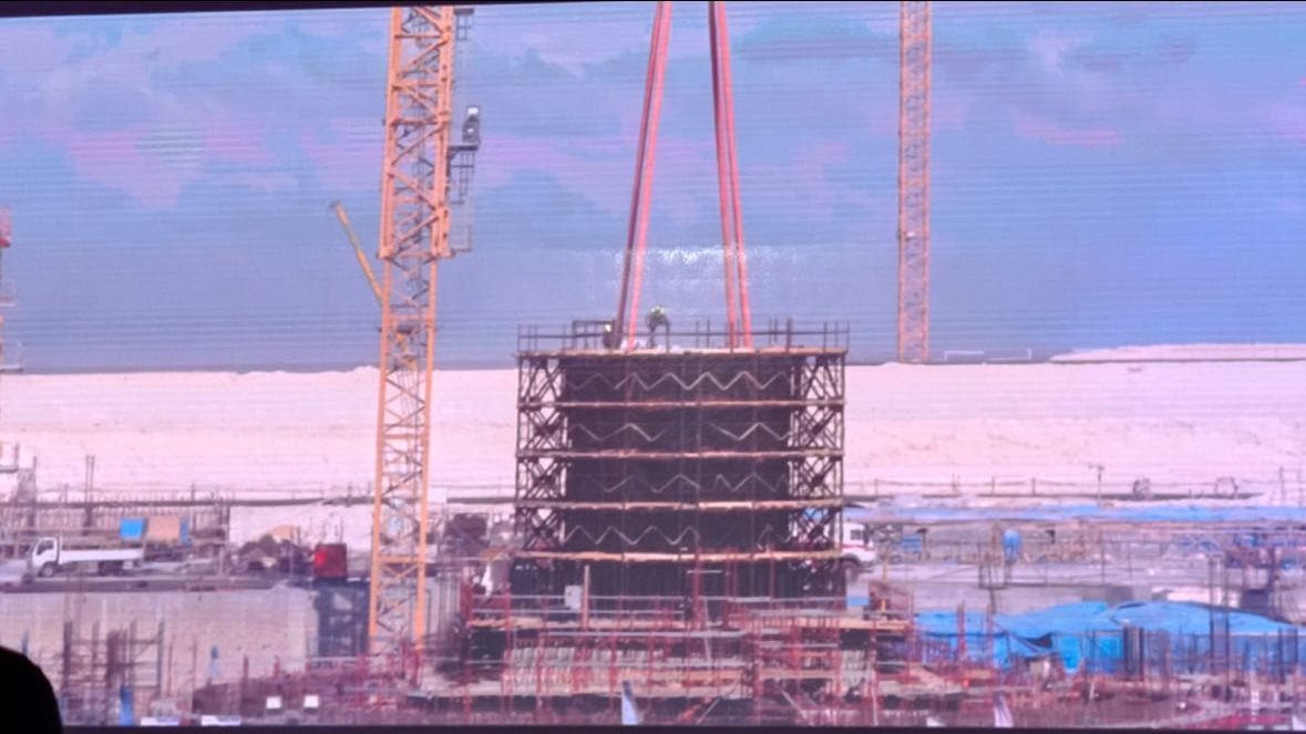 وزارة العمل تعلن عن 2300 فرصة عمل برواتب تصل لـ 40 ألف جنيه بمشروع الضبعة