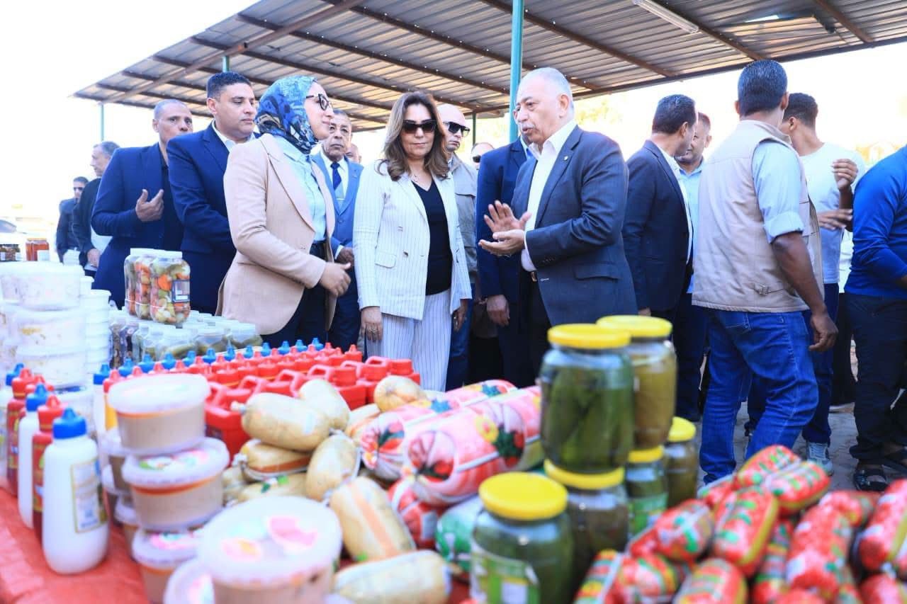 منال عوض: التوسع في المبادرات المحلية لتوفير السلع بأسعار مخفضة وتخفيف الأعباء المعيشية عن المواطنين