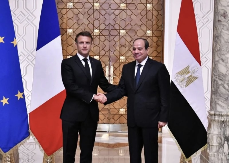 الرئيس السيسي وماكرون