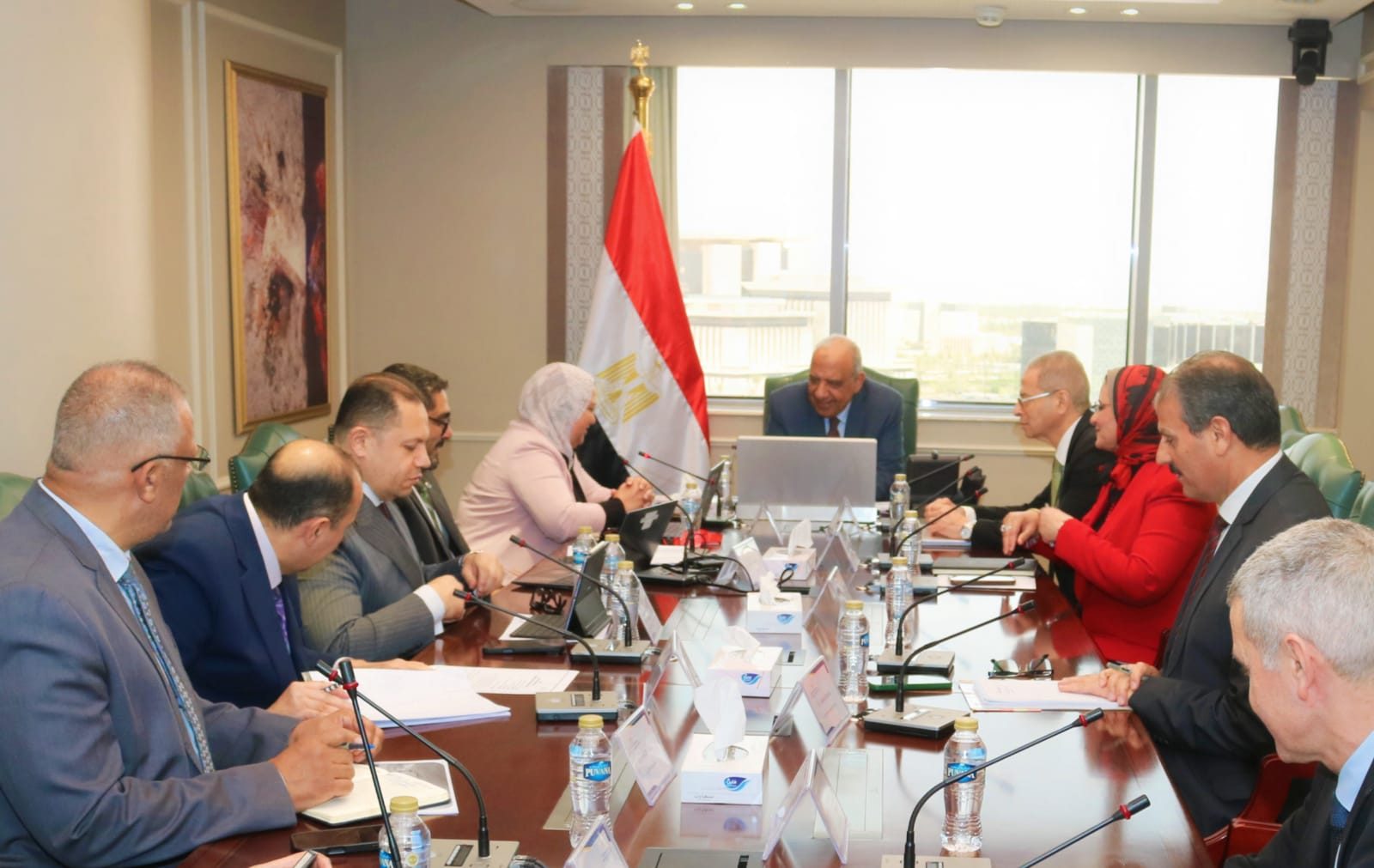 وزير الكهرباء ووفد البنك الدولي
