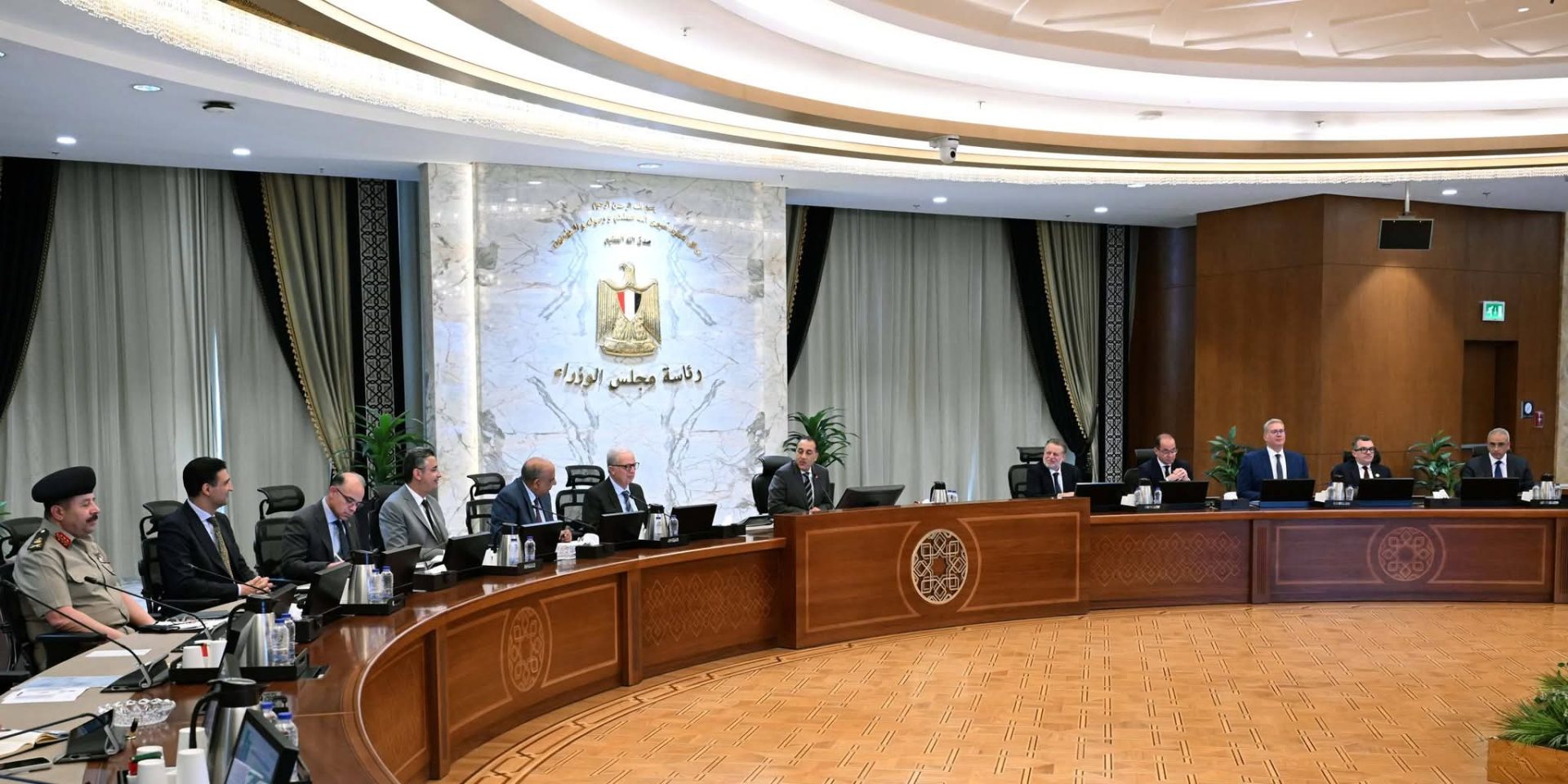 رئيس الوزراء: الدولة تتحرك لتأمين السلع والوقود ومواجهة تداعيات الأزمة الإقليمية