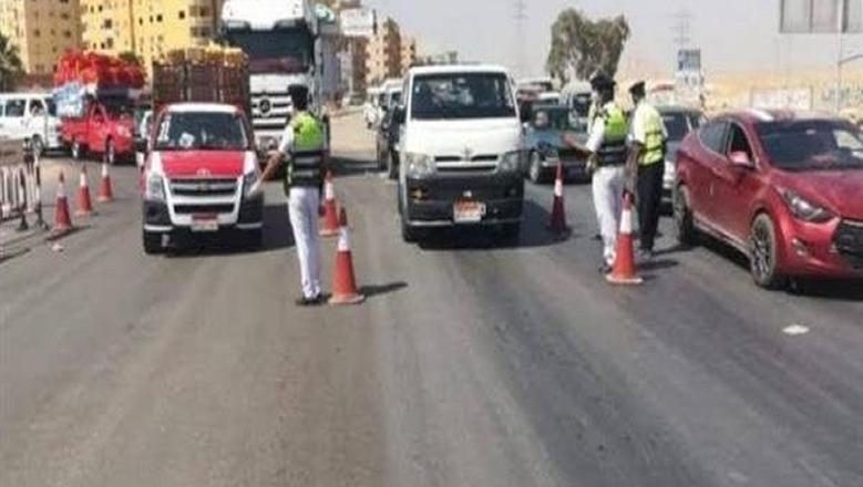 حملات مكثفة للداخلية.. 100 ألف مخالفة مرورية و62 حالة تعاطٍ للمخدرات بين السائقين