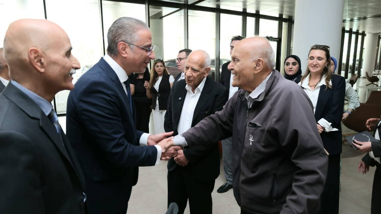 محافظ الجيزة يزور مركز مجدي يعقوب العالمي للقلب بحدائق أكتوبر