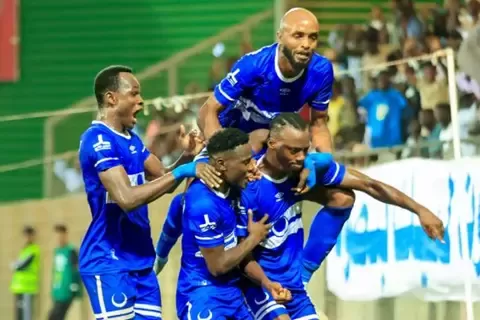 الهلال يحسم ديربي النيل ويتوج بطلاً لدوري النخبة السوداني بعد إسقاط المريخ