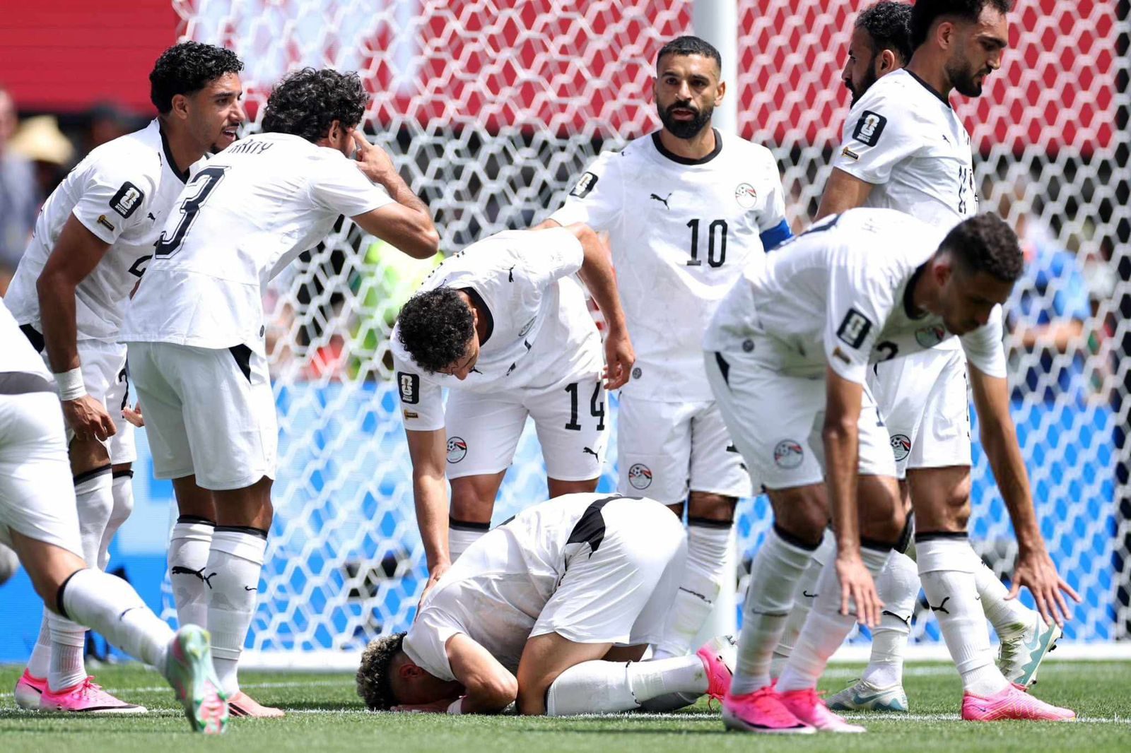 مجموعة الموت تشتعل.. مصر وبلجيكا وإيران ونيوزيلندا نقطة واحدة ونار التأهل تشتد