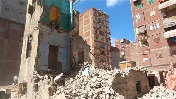 إزالة عقار آيل للسقوط
