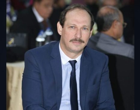 أيمن الشيوي