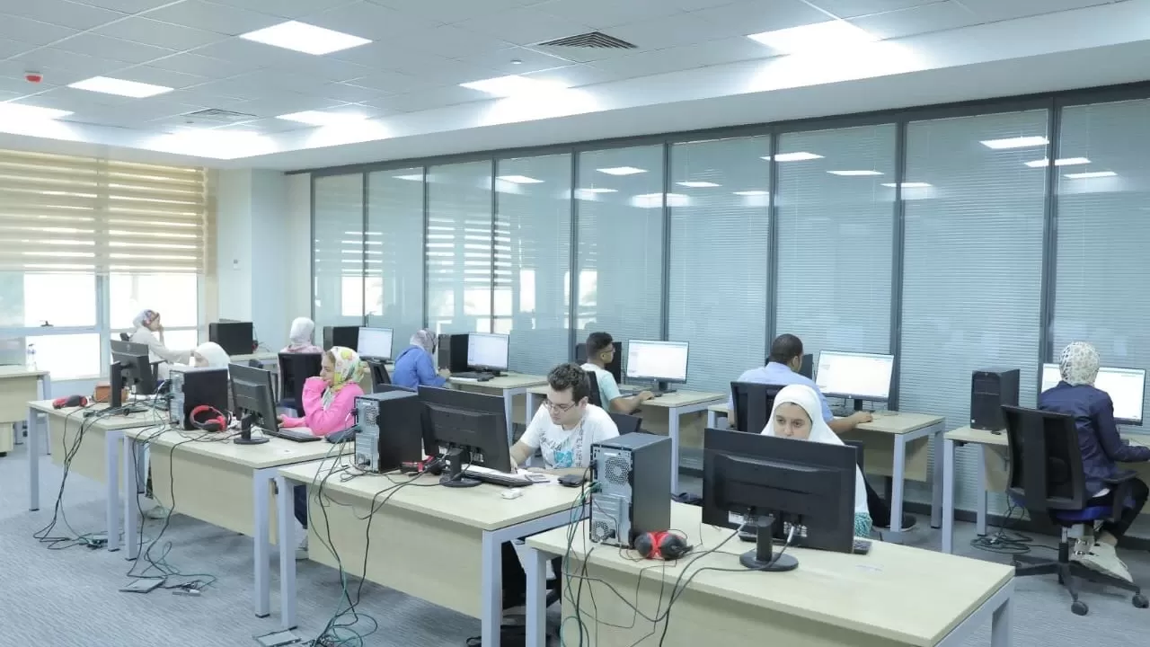 تنسيق الجامعات 2026.