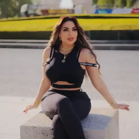 سارة خليفة