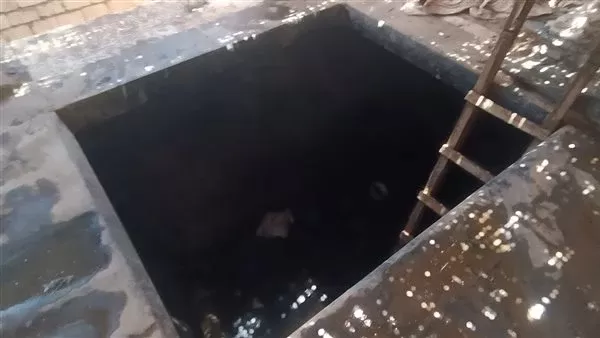 النيابة تأمر بتشريح جثماني عامل وعاملة لقيا مصرعهما داخل بيارة مخللات بالمنيا