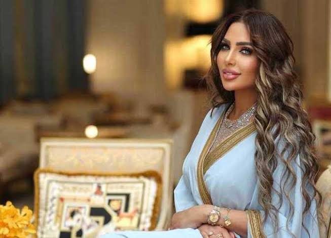 سارة خليفة