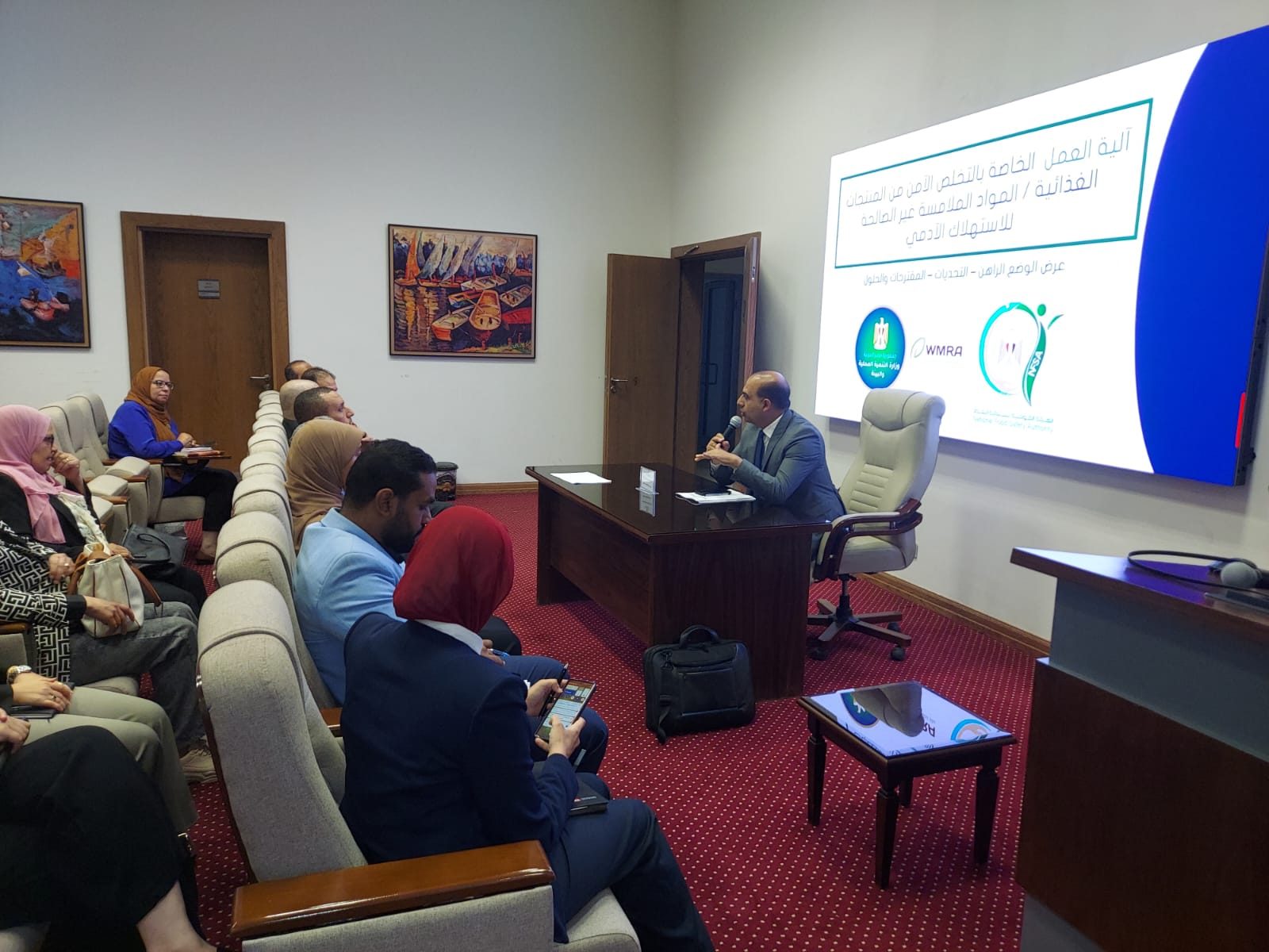 وضع آلية للتخلص الآمن من المنتجات الغذائية غير الصالحة للاستهلاك