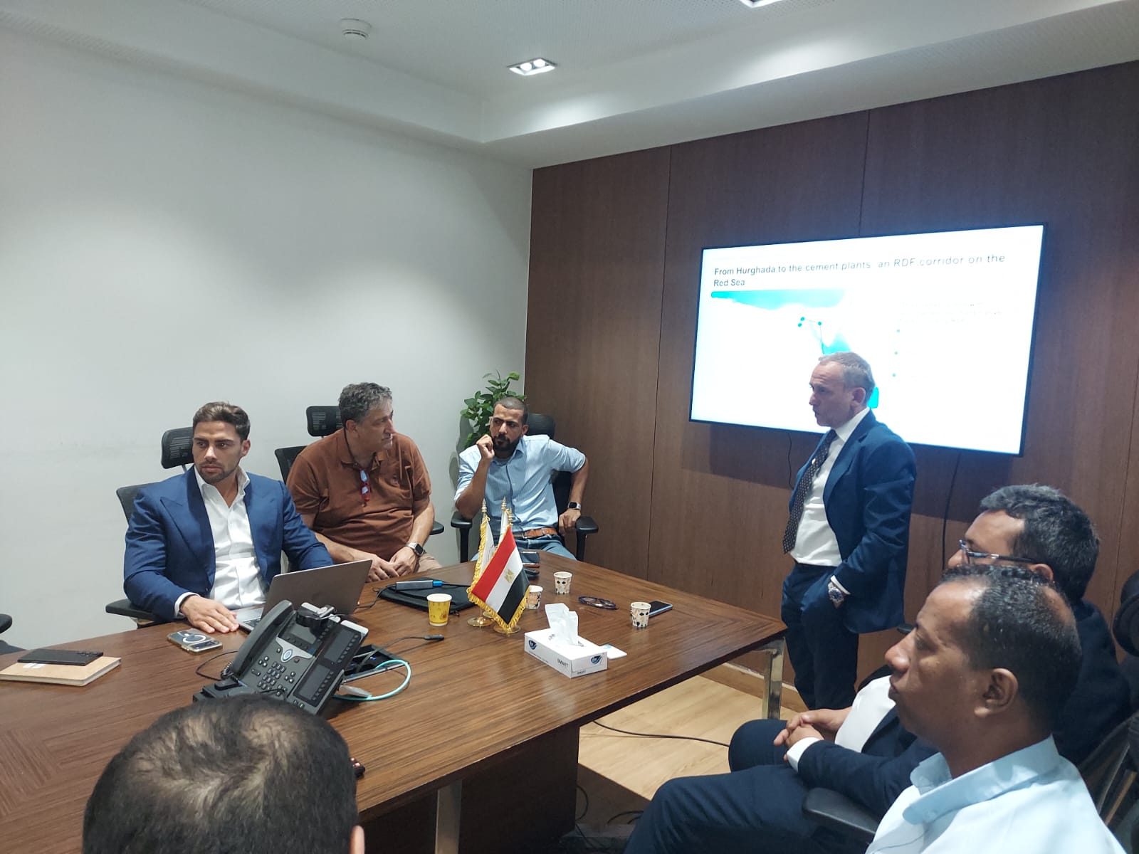 لتحقيق التنمية المستدامة.. التنمية المحلية تدعم تنفيذ وحدة لمعالجة المخلفات بالغردقة