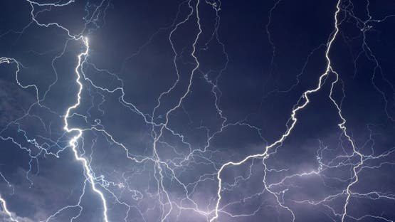 عواصف تضرب اليونان