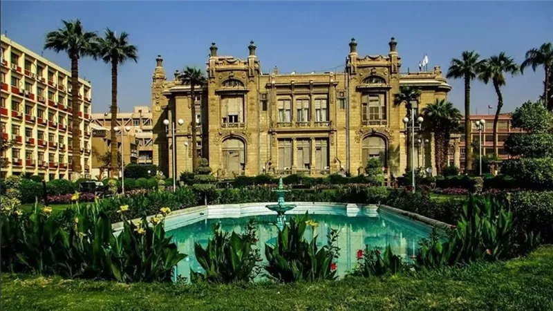 جامعة عين شمس