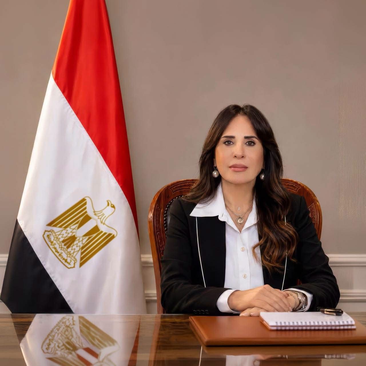 وزيرة الإسكان تتابع موقف تنفيذ المشروعات وملفات العمل بمدينة السادات