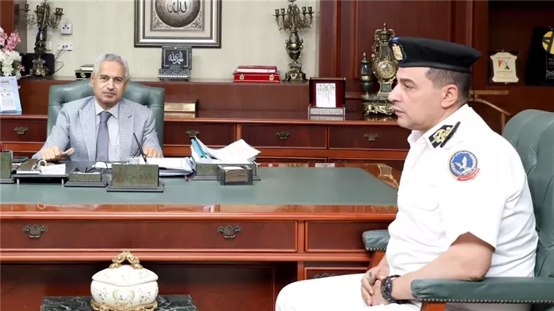 محافظ بني سويف ومدير الإدارة العامة لمرور بني سويف